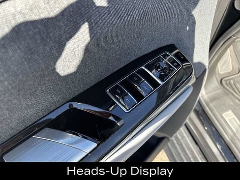 Used 2025 Cadillac Escalade V AWD/4WD image 26