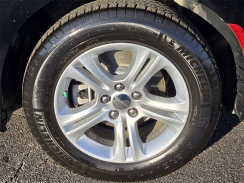 Used 2023 Dodge Charger SXT image 8