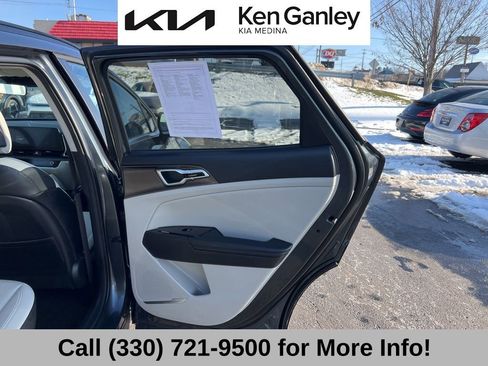 Certified 2025 Kia Sportage EX w/ Premium Package image 57