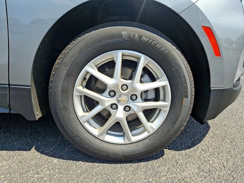 Certified 2023 Chevrolet Equinox LT FWD image 9