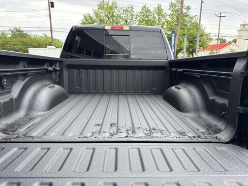 New 2026 RAM 1500 4x4 Crew Cab image 24
