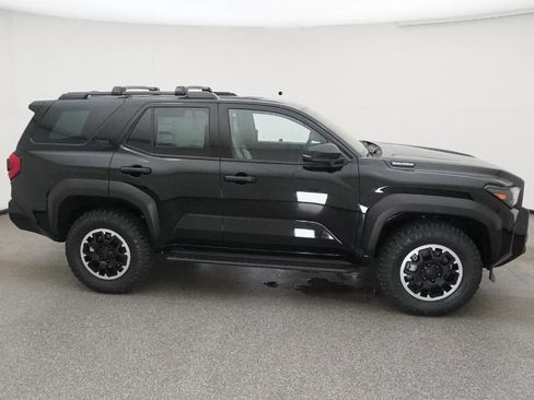 New 2025 Toyota 4Runner TRD Off-Road AWD/4WD image 84