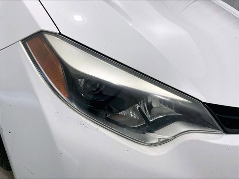 Used 2014 Toyota Corolla LE FWD image 31