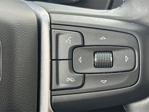 Used 2023 GMC Yukon XL SLE w/ Gmc Pro Safety Plus Package image 40