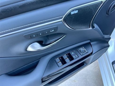 Certified 2024 Lexus ES 350 Ultra Luxury image 11