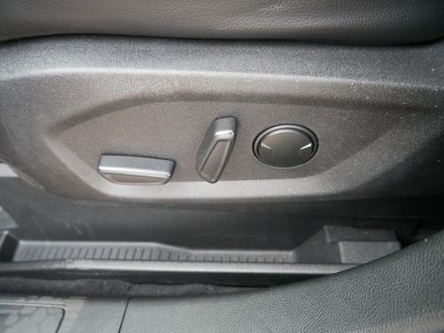 Certified 2023 Ford Edge SEL image 19