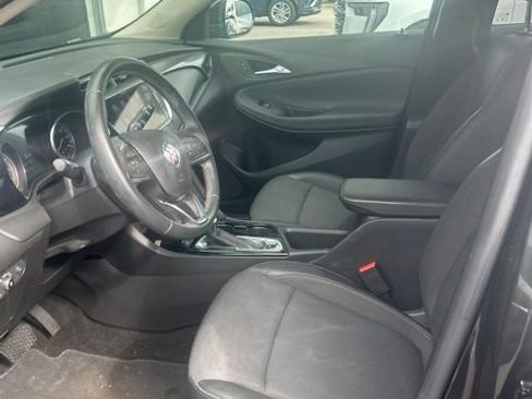 Used 2023 Buick Encore GX Select w/ Sport Touring Package FWD image 4