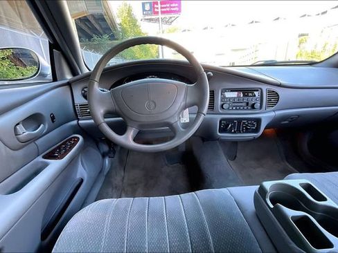Used 2004 Buick Century Custom FWD image 5