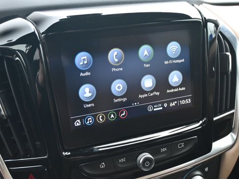 Used 2023 Chevrolet Traverse Premier FWD image 21