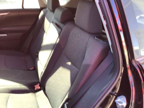 Used 2019 Toyota RAV4 XLE w/ Convenience Package FWD image 23