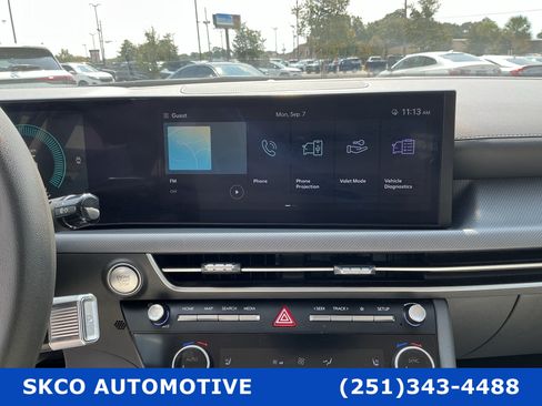 Used 2025 Hyundai Sonata SEL FWD image 16