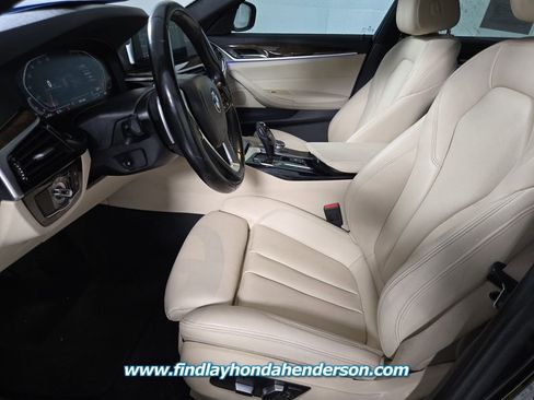 Used 2020 BMW 530i 530i w/ Premium Package image 10
