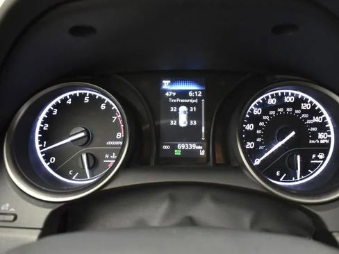 Used 2024 Toyota Camry SE image 25