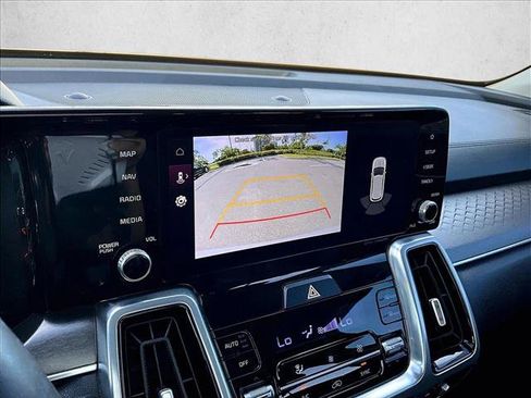 Used 2023 Kia Sorento SX FWD image 21