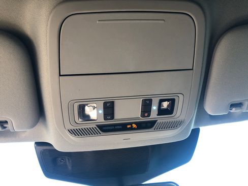 Used 2023 Ford Explorer XLT w/ Class IV Trailer Tow Package image 14