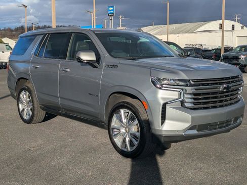 Used 2024 Chevrolet Tahoe High Country image 5
