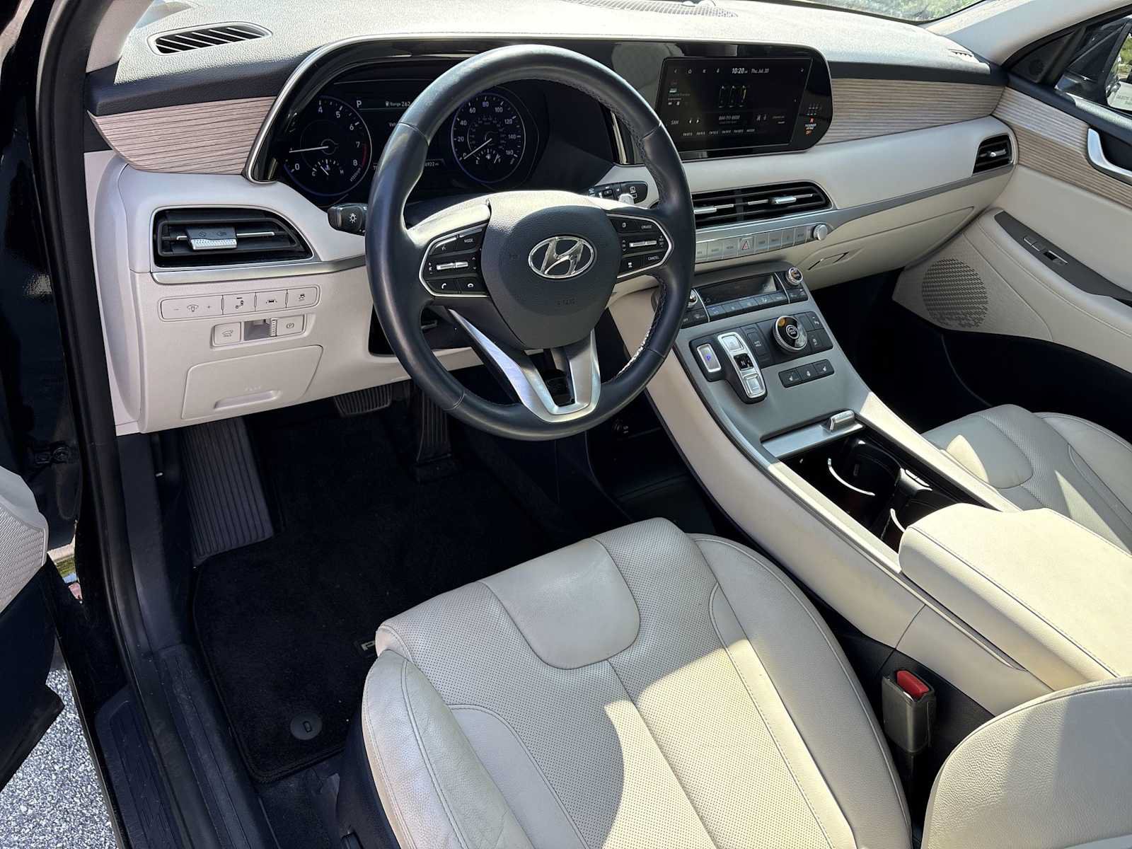 Used 2022 Hyundai Palisade SEL w/ 8P Bench Seat Package FWD image 10