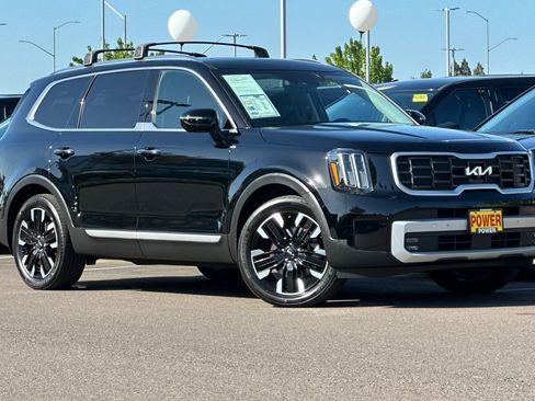 Certified 2024 Kia Telluride SX Prestige w/ Towing Package AWD/4WD image 2