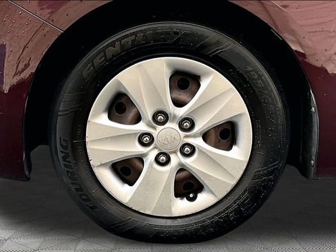 Used 2018 Kia Forte LX FWD image 10