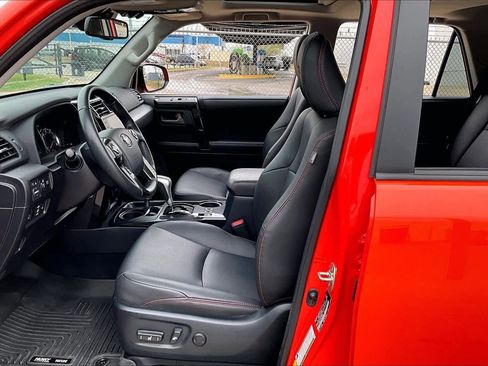 Used 2024 Toyota 4Runner TRD Off-Road Premium w/ Off Road Premium Plus Package AWD/4WD image 8