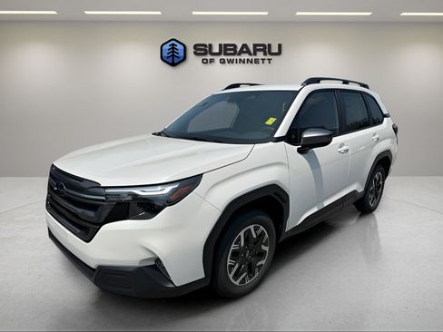 New 2026 Subaru Forester Premium w/ Base/Premium Package AWD/4WD image 1
