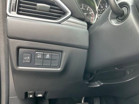 Used 2018 MAZDA CX-5 Touring w/ Preferred Equipment Package AWD/4WD image 29