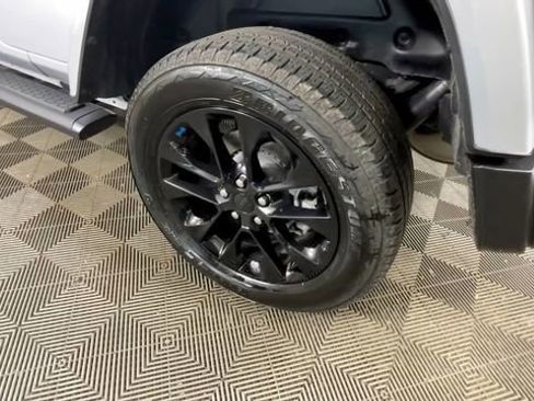 Used 2023 Jeep Wrangler Unlimited Sahara w/ Cold Weather Group AWD/4WD image 14
