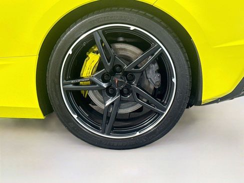 Used 2024 Chevrolet Corvette Stingray Preferred Conv w/ Z51 Performance Package RWD image 29