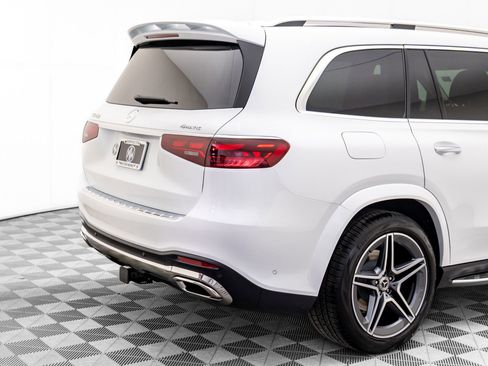 New 2026 Mercedes-Benz GLS 450 4MATIC image 38