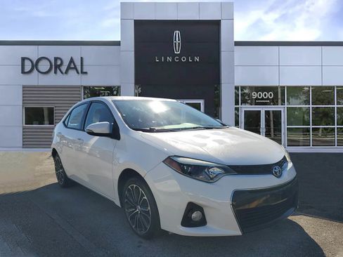 Used 2016 Toyota Corolla S image 1