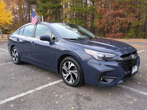 Used 2024 Subaru Legacy Premium image 2