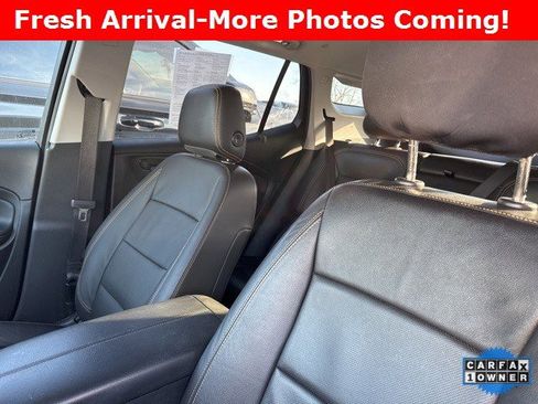 Used 2021 GMC Terrain SLT image 7