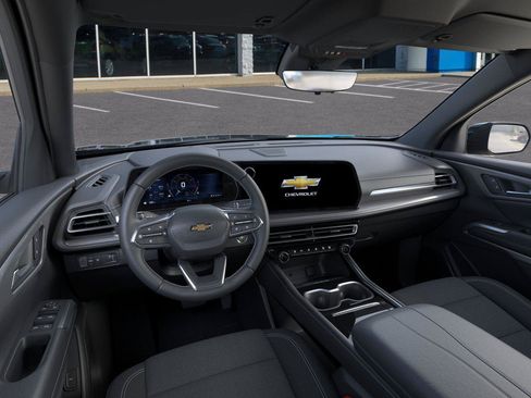 New 2026 Chevrolet Traverse LT w/ Driver Confidence Package FWD image 15