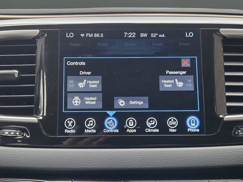 Used 2017 Chrysler Pacifica Touring-L Plus w/ Tire & Wheel Group FWD image 28