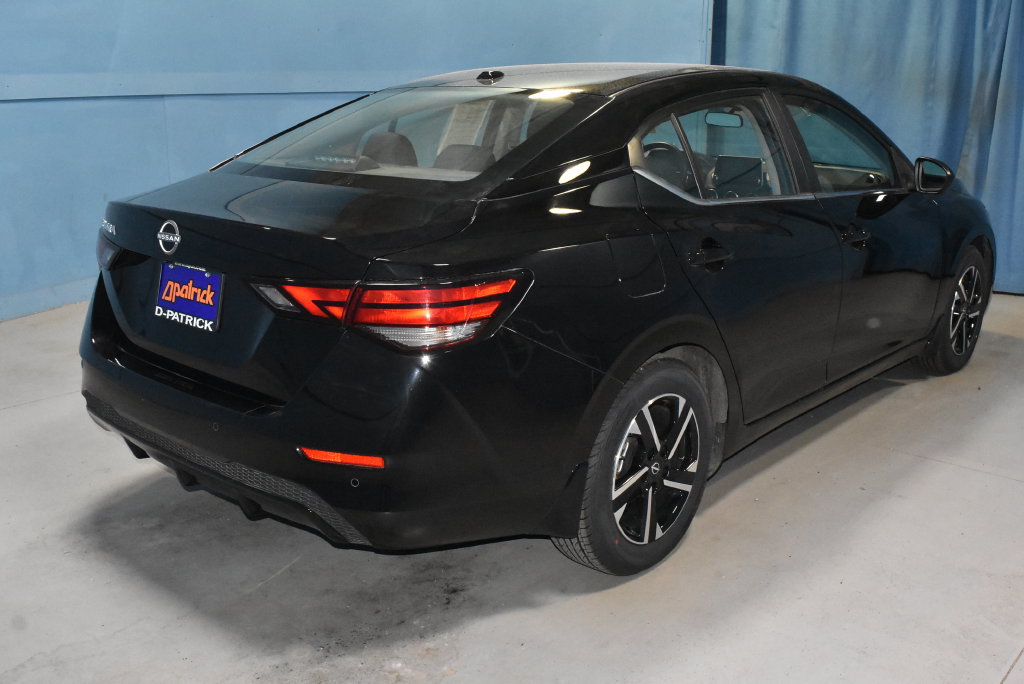 Used 2025 Nissan Sentra SV FWD image 25