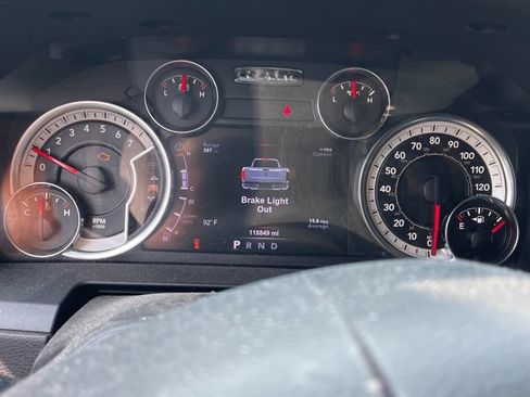 Used 2017 RAM 1500 Laramie w/ Convenience Group AWD/4WD image 2