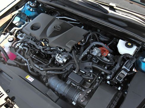 Used 2025 Toyota Camry SE FWD image 48