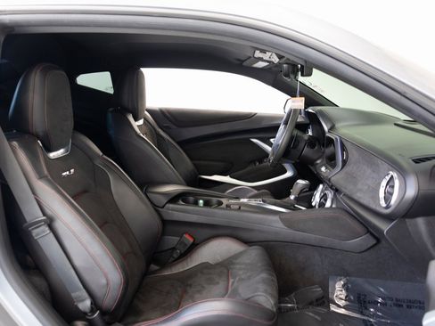 Used 2021 Chevrolet Camaro ZL1 image 26