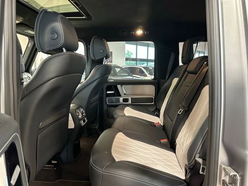 Used 2023 Mercedes-Benz G 550 image 36