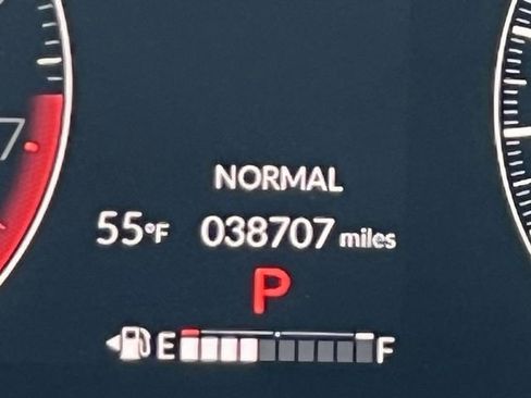 Used 2023 Honda HR-V LX image 23