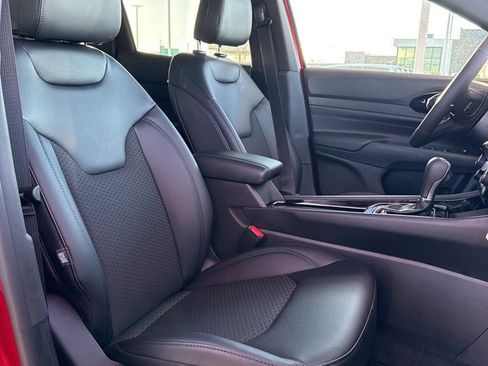 New 2026 Jeep Compass Altitude image 25