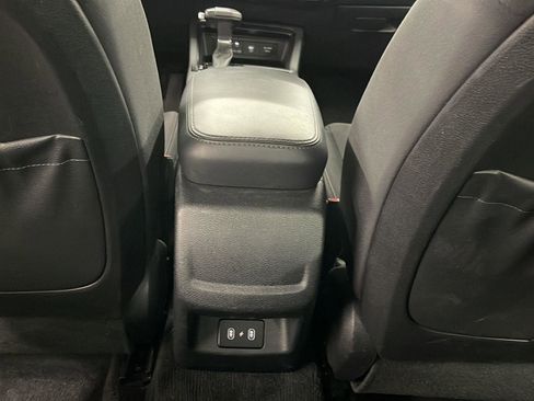 Used 2025 Kia K5 LXS image 9