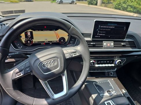 Used 2019 Audi Q5 2.0T Premium Plus w/ Premium Plus Package AWD/4WD image 10