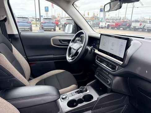 Used 2025 Ford Bronco Sport Big Bend image 10