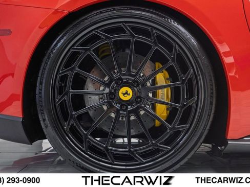Used 2016 Ferrari F12 Berlinetta RWD image 33