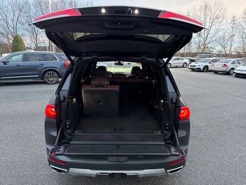 Used 2022 BMW X7 xDrive40i w/ Executive Package image 12