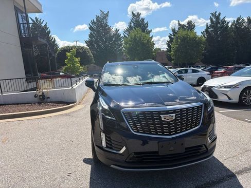 Used 2021 Cadillac XT5 Premium Luxury AWD/4WD image 5