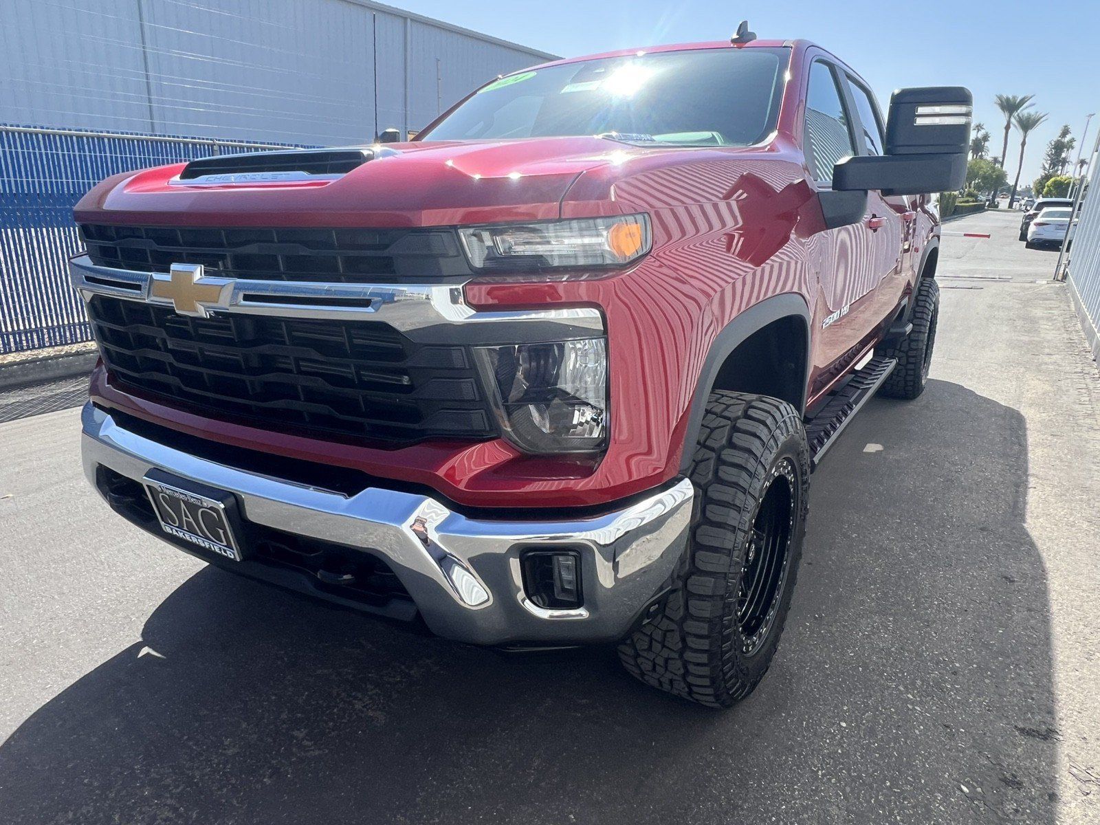 Used 2024 Chevrolet Silverado 2500 LT RWD image 9