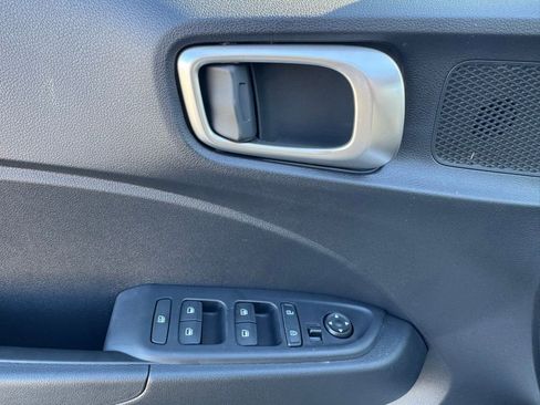 New 2026 Hyundai Venue SE image 16