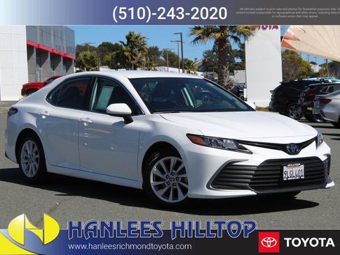 Certified 2024 Toyota Camry LE image 1